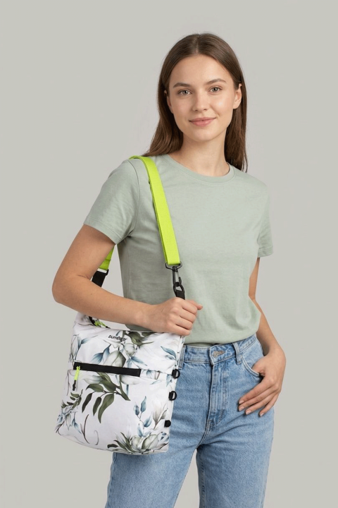 Carry Plants Crossbody
