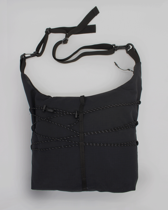 "CARRY BLACK" Crossbody-bag - Image 2