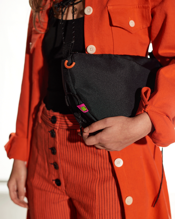 "BLACK" Crossbody-bag - Image 2